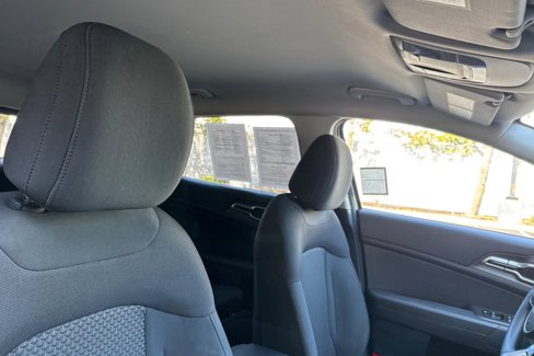 Used 2023 Kia Sportage LX image 19