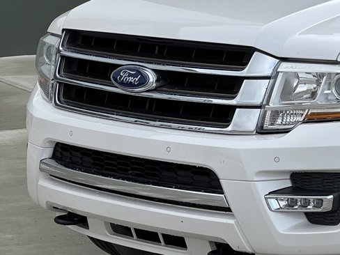 Used 2017 Ford Expedition EL King Ranch image 12