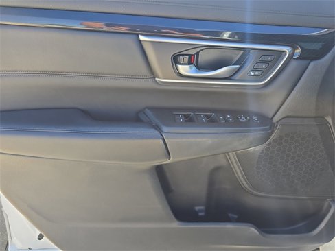 Used 2020 Honda CR-V Touring image 30
