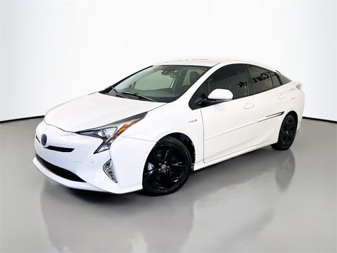 Used 2017 Toyota Prius Four Touring image 3