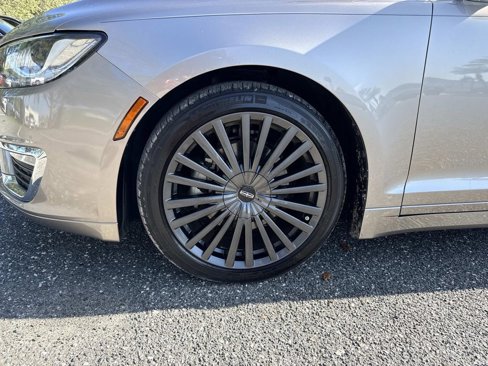 Used 2018 Lincoln MKZ Reserve image 10