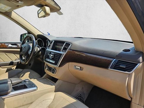 Used 2015 Mercedes-Benz GL 320 BlueTEC 4MATIC image 18