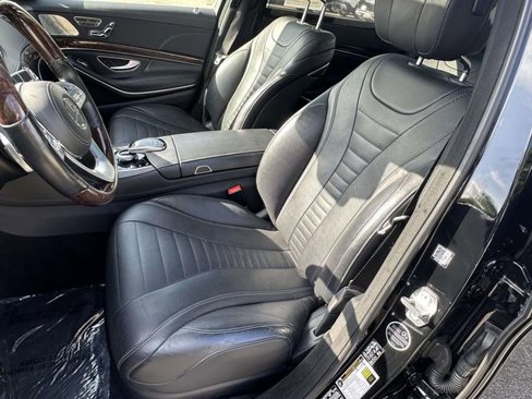 Used 2019 Mercedes-Benz S 560 4MATIC Sedan image 23
