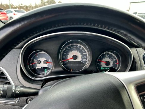 Used 2012 Chrysler 200 Touring image 13