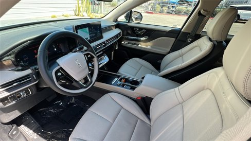 New 2025 Lincoln Corsair Reserve image 17