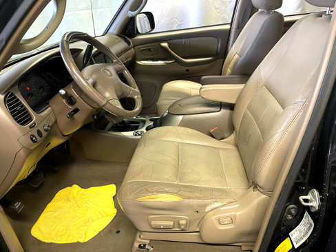 Used 2001 Toyota Sequoia Limited image 23