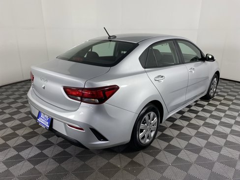 Used 2022 Kia Rio LX image 5