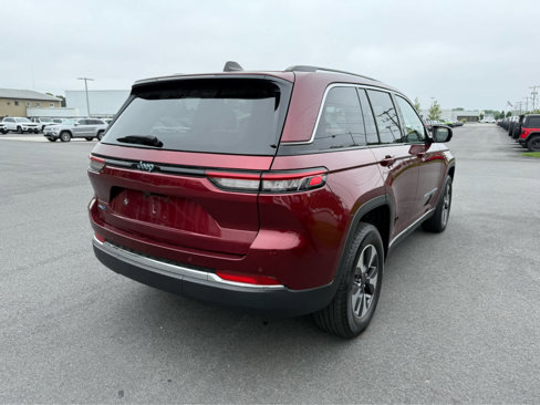 Used 2023 Jeep Grand Cherokee 4WD 4xe image 9