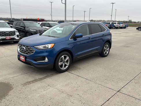 Used 2022 Ford Edge SEL w/ Convenience Package image 7