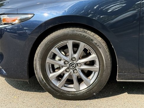 Used 2022 MAZDA MAZDA3 s image 10