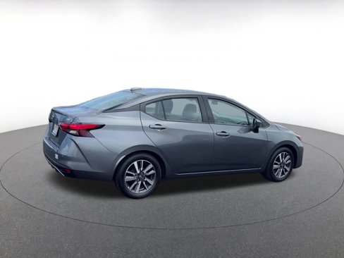 Used 2023 Nissan Versa SV image 15