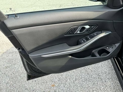 Certified 2024 BMW 330e xDrive image 25