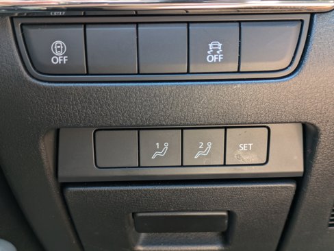 Used 2023 MAZDA MAZDA3 s image 22