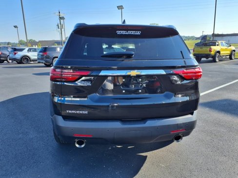 Used 2023 Chevrolet Traverse LS w/ Safety Package image 4