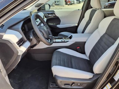 New 2025 Mitsubishi Outlander SE image 13