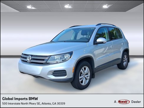 Used 2017 Volkswagen Tiguan S image 1