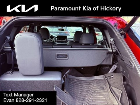 Used 2024 Mitsubishi Outlander SE image 14