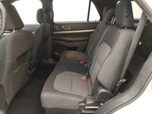 Used 2019 Ford Explorer XLT w/ Equipment Group 201A image 18