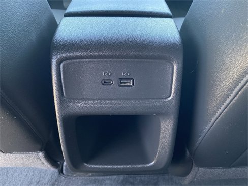 Used 2024 Chevrolet Trax RS w/ Sunroof Package image 15