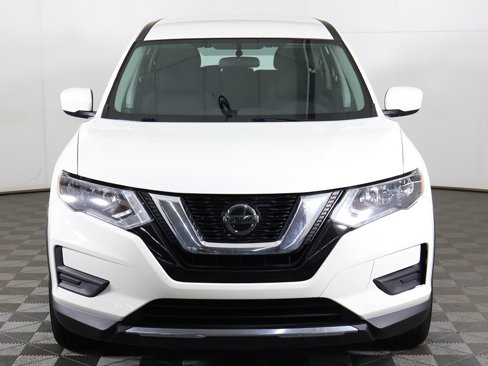 Used 2018 Nissan Rogue S image 8