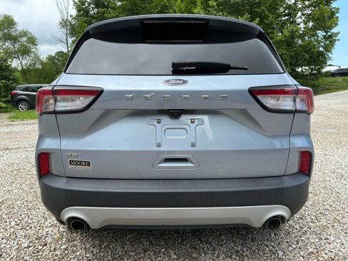 Used 2022 Ford Escape SE image 6