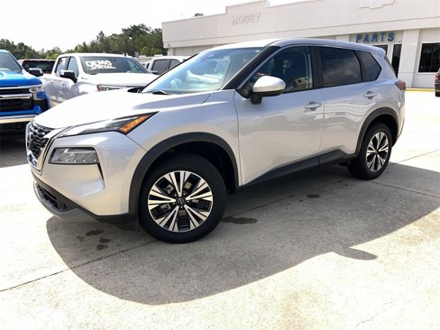 Used 2023 Nissan Rogue SV image 1