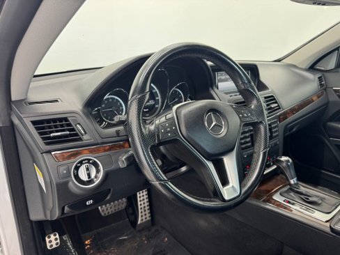 Used 2013 Mercedes-Benz E 350 Cabriolet image 36