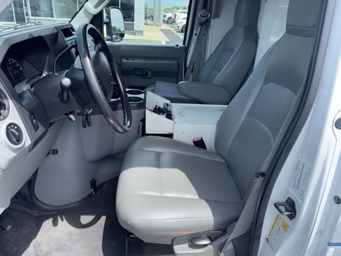Used 2011 Ford E-350 and Econoline 350 Super Duty w/ PWR Locks & Windows Group image 7