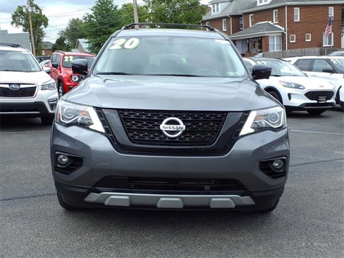 Used 2020 Nissan Pathfinder SL image 2