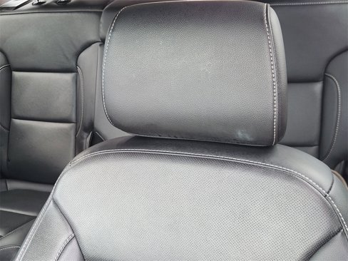 Used 2023 GMC Acadia SLT image 22