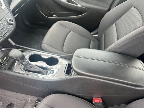 Used 2024 Chevrolet Malibu LT image 41