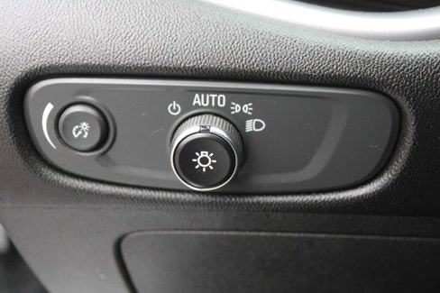 Used 2023 Chevrolet Malibu LS image 25