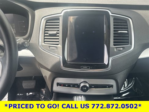 Used 2018 Volvo XC90 T5 Momentum image 11