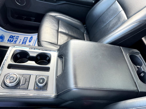 Used 2019 Ford Expedition Max XLT w/ Equipment Group 202A image 17