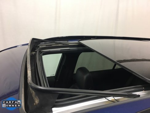 Used 2023 Chevrolet Equinox RS w/ RS Leather Package image 4