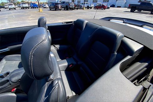 Used 2017 Ford Mustang Premium image 27