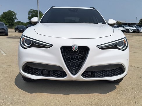 Used 2022 Alfa Romeo Stelvio Sprint image 18