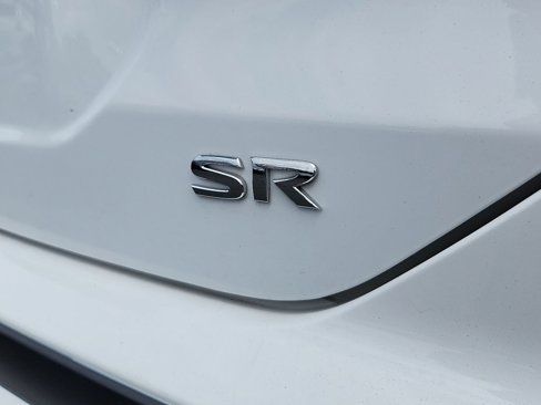 Used 2024 Nissan Kicks SR image 30