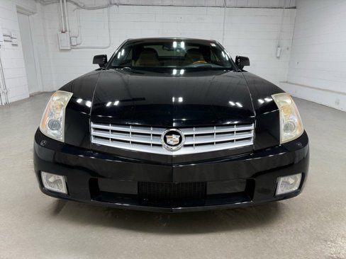 Used 2007 Cadillac XLR image 6