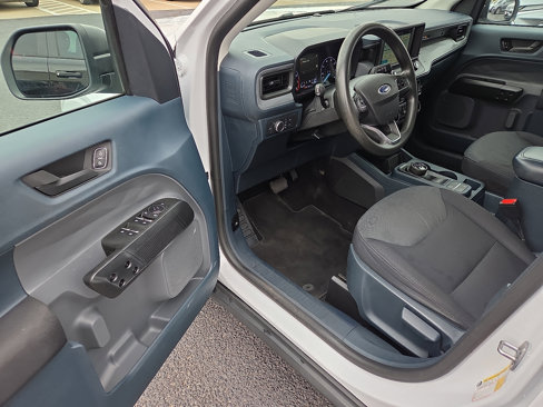 Used 2022 Ford Maverick XL image 11