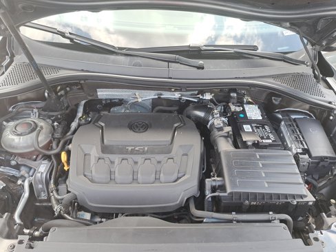 Used 2019 Volkswagen Tiguan SE image 29