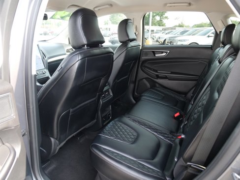 Used 2024 Ford Edge Titanium image 13