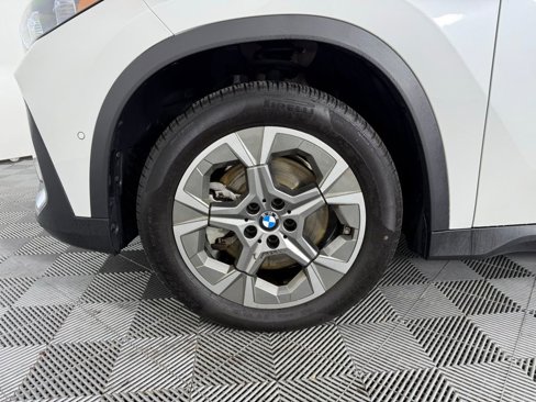 Certified 2023 BMW X1 xDrive28i image 9