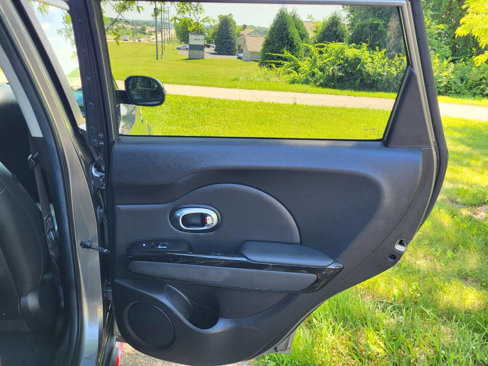 Used 2018 Kia Soul ! w/ Tech Package image 40