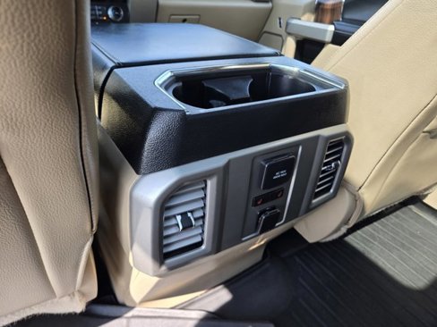 Used 2015 Ford F150 Lariat w/ Equipment Group 502A Luxury image 31