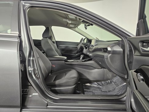 Used 2023 Nissan Altima 2.5 SV image 13