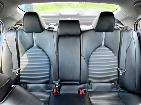 Used 2022 Toyota Camry SE image 49