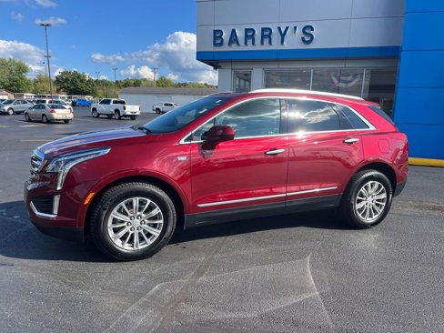 Used 2017 Cadillac XT5 Luxury w/ Driver Awareness Package image 2