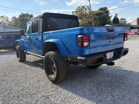 Used 2022 Jeep Gladiator Sport image 9