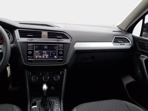 Used 2021 Volkswagen Tiguan S image 15